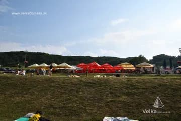Pláž, Dobrá, Domaša od reštaurácie Sofia