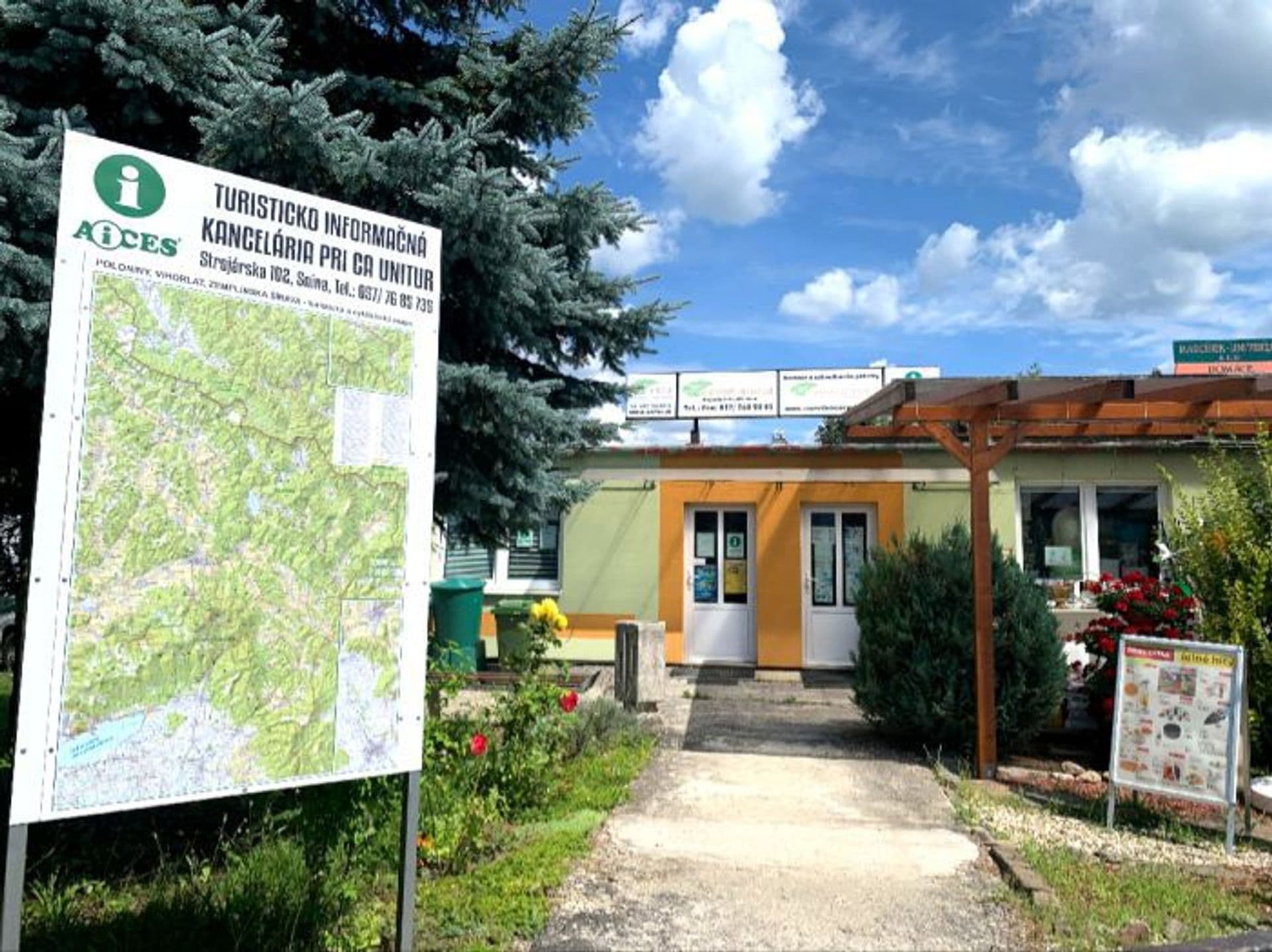 Turisticko - informačná kancelária pri CA UNITUR Snina