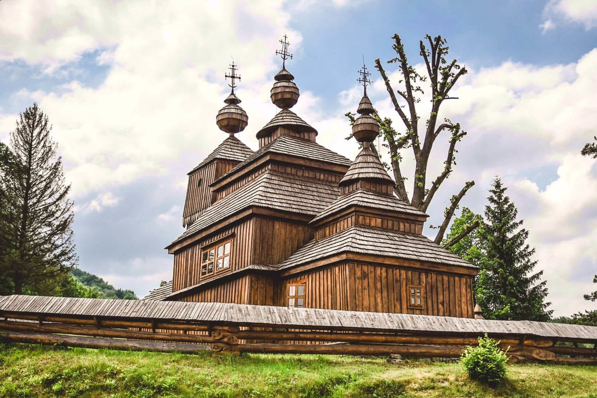 Bodružal – Chrám sv. Mikuláša