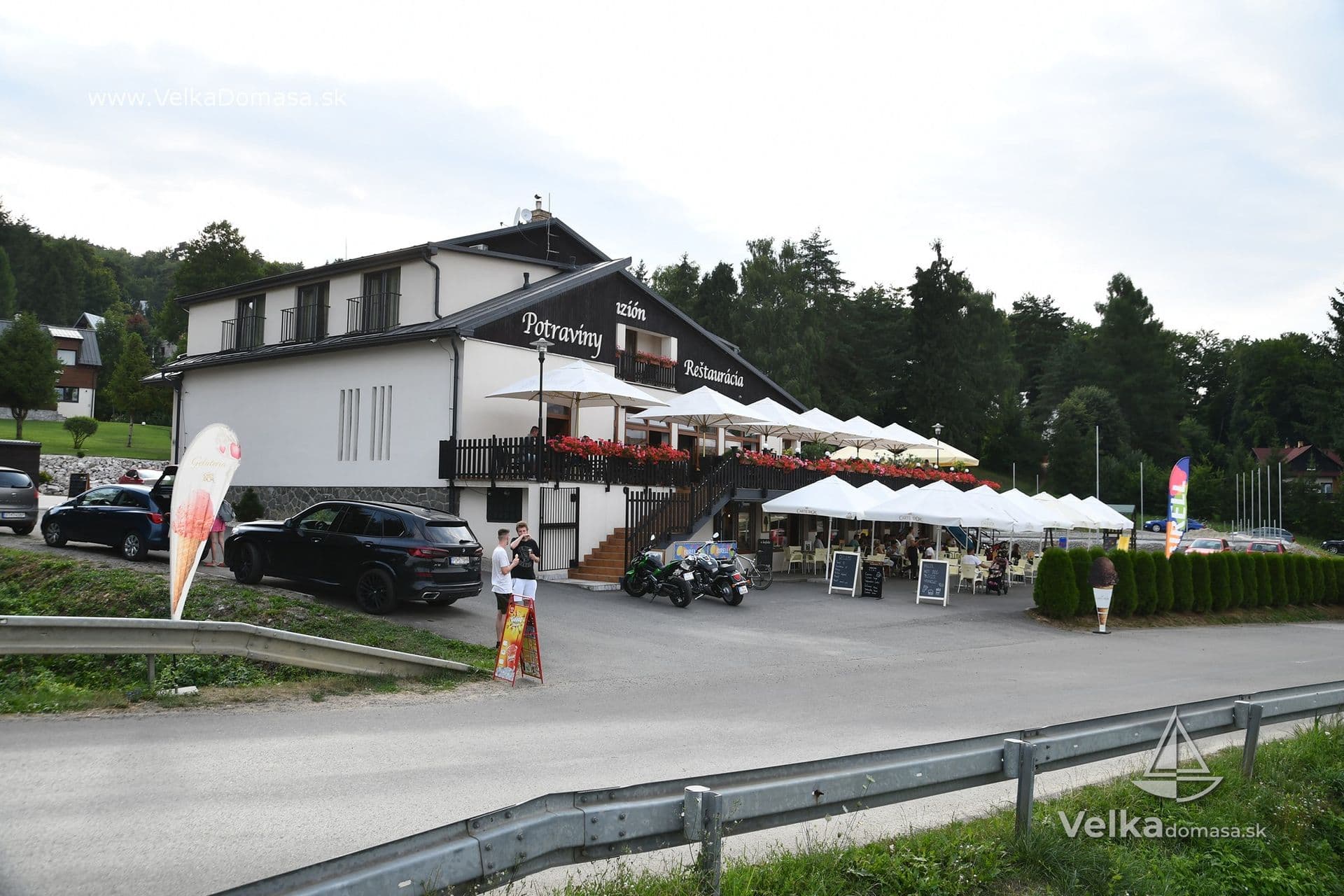 Pláž, Dobrá, Domaša od reštaurácie Sofia