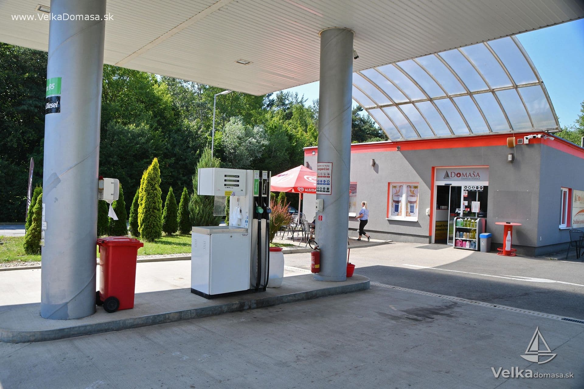 benzinova_pumpa_domasa_12